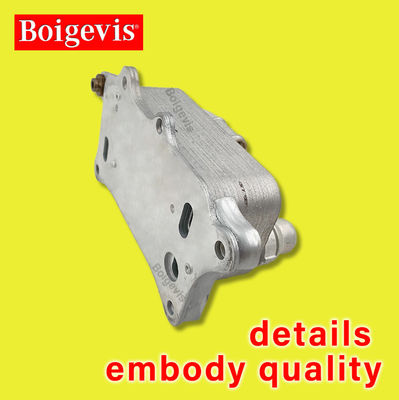 Αληθινή 06E117021J Αλουμινίου Oil Cooler Car Engine Spare Parts For C7 3.0T